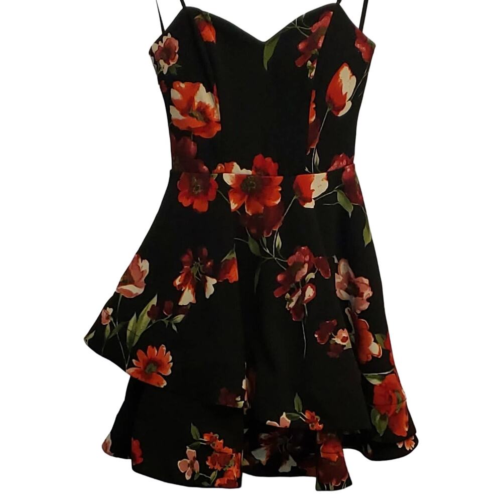 B. Darlin Strapless Sweetheart Neckline Floral Tiered Party Dress Size 1/2